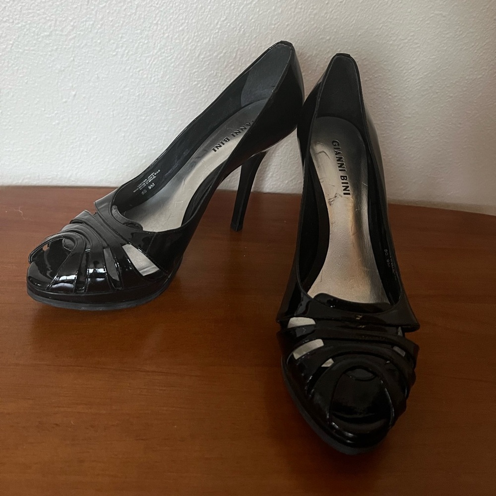 Gianni Bini Black Heels size 9